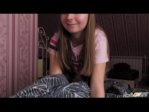❤️ Blondie BFF-ya xwe bi kûr dimije û di devê xwe de diqelişe ❤❌ Super porno li me ku.porngifmag-com.ru